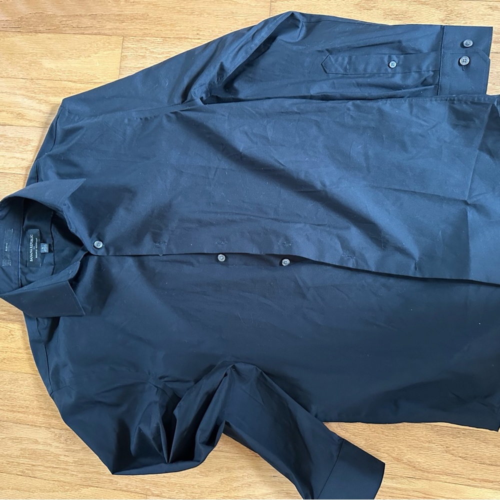 Banana Republic Factory Black small shirt.